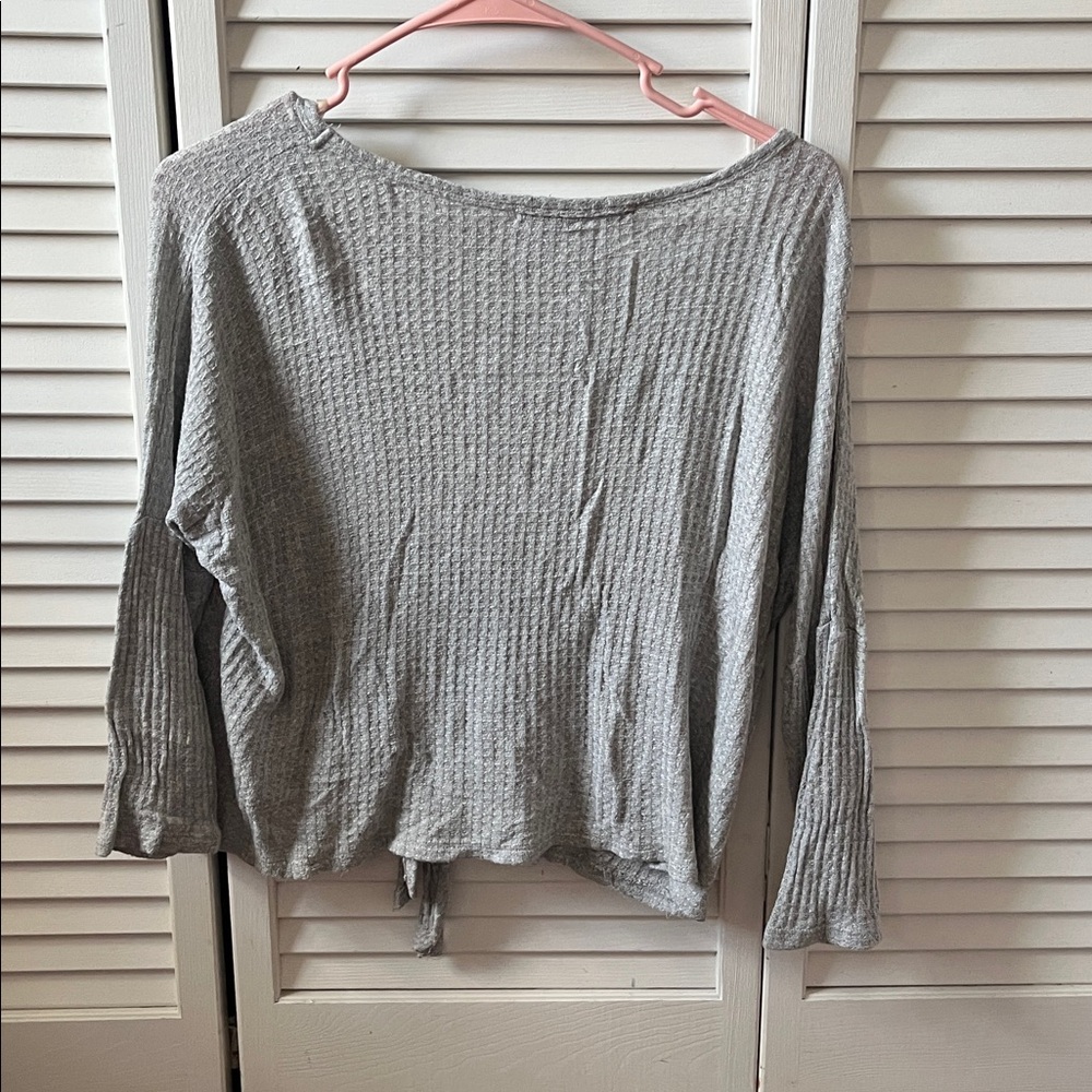 Grey Top - Picture 4 of 4
